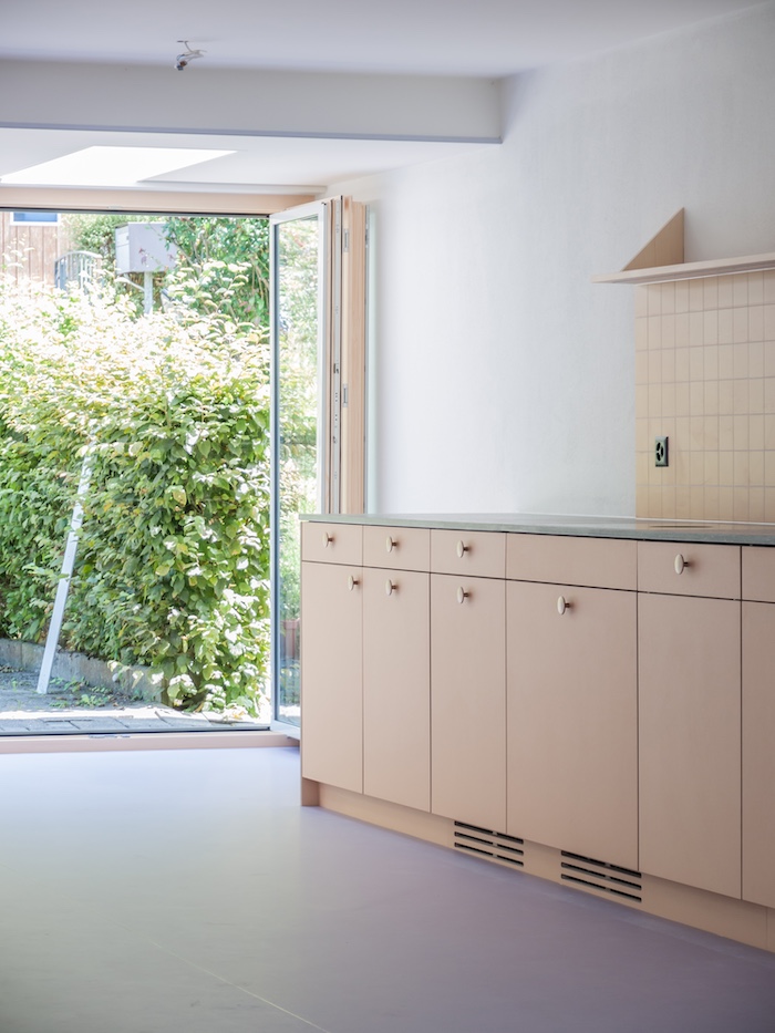 samuel-metraux-architektur-2024-umbau-refh-worb-57.jpg