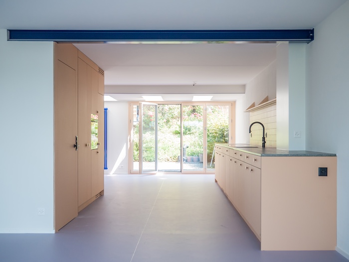 samuel-metraux-architektur-2024-umbau-refh-worb-62.jpg